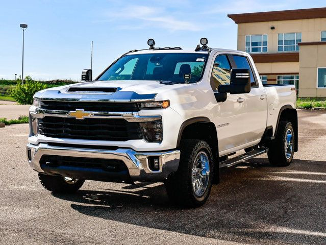 2024 Chevrolet Silverado 2500HD LT 6.6L in Cars & Trucks in Strathcona County - Image 4