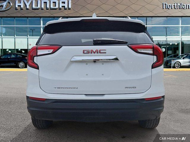 2023 GMC Terrain SLE | Remote Start | Bluetooth | AWD in Cars & Trucks in Prince George - Image 4