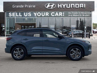 Experience the thrill of the 2024 Ford Escape ST-Line, a used SUV with only 46,340 kilometers on the... (image 6)