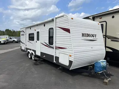 2010 Keystone RV Hideout 26B Used Travel Trailer!! 2010 Keystone Hideout 26B! Sleeps up to eight wit...