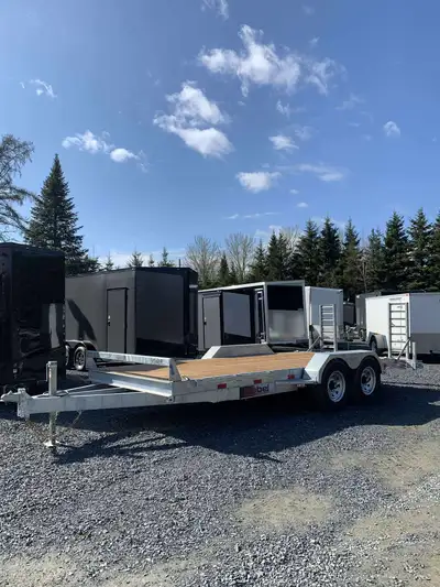 sell cargo trailer enclosed trailer remorque trailer fermé no- galvanize + also some utility galvani...