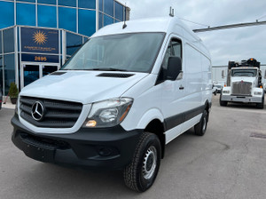2017 Mercedes-Benz Sprinter Van Mercedes SPRINTER 2500- CARGO - 4 x 4 - Diesel -144WD-High Roof