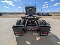 LOW KMS!! 2020 Kenworth T800 Tandem KMS: 274,133 HRS: 7,613 Extended Warranty Available for purchase... (image 6)