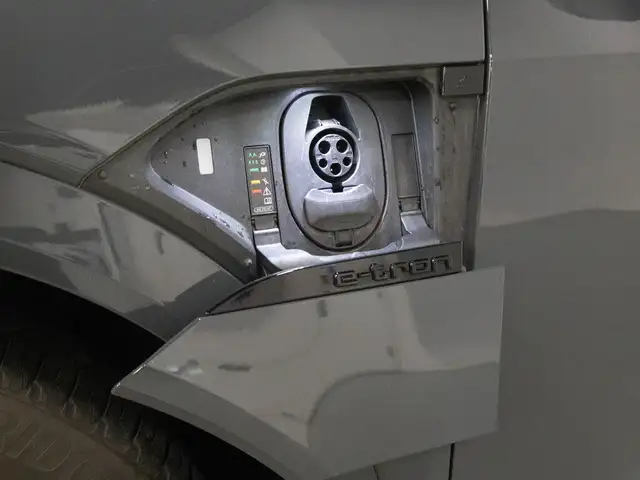 2024 Audi Q8 e-tron BANG OLUFSEN | 21 WHEELS | PANO in Cars & Trucks in Mississauga / Peel Region - Image 39