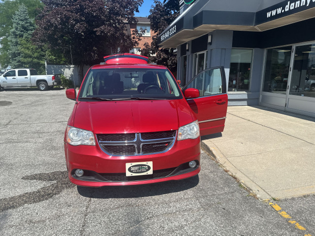 2013 Dodge Grand Caravan 4dr Wgn Crew in Cars & Trucks in Mississauga / Peel Region - Image 2