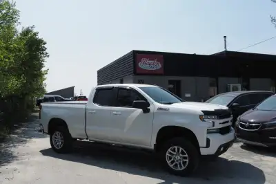 2021 Chev Silverado 1500 RST 5.3lt V8 Leather Heated Bucket Seats Console Sunroof Alloys Running Boa...