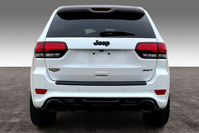 2020 Jeep Grand Cherokee Awd Srt8 in Cars & Trucks in Edmonton - Image 4