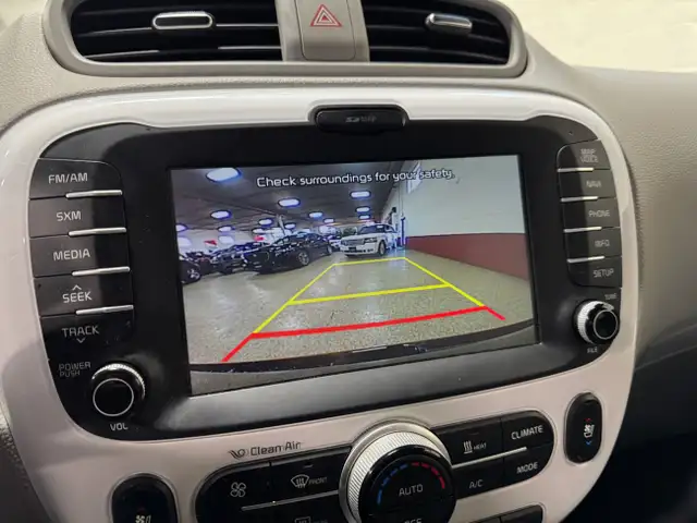 2018 Kia Soul EV LUXURY - BLUETOOTH - NAVI - BACKUP CAMERA - COM in Cars & Trucks in Mississauga / Peel Region - Image 17