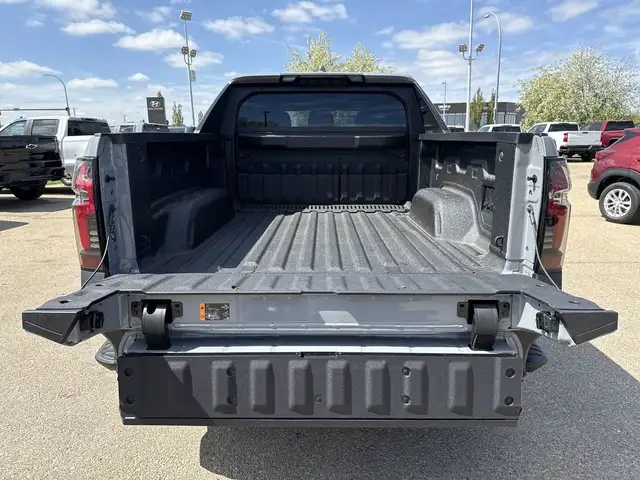 2025 Chevrolet Silverado EV Extended Range LT in Cars & Trucks in Edmonton - Image 25