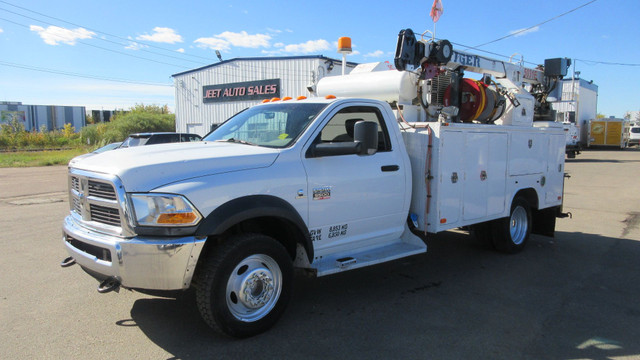 2011 Dodge RAM 5500 SLT SERVICE TRUCK WITH CRANE & COMPRESSOR in Cars & Trucks in Edmonton - Image 2