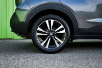 Heated Seats, Apple CarPlay, Android Auto, Aluminum Wheels, Forward Collision Warning, Front Pedestr... (image 5)