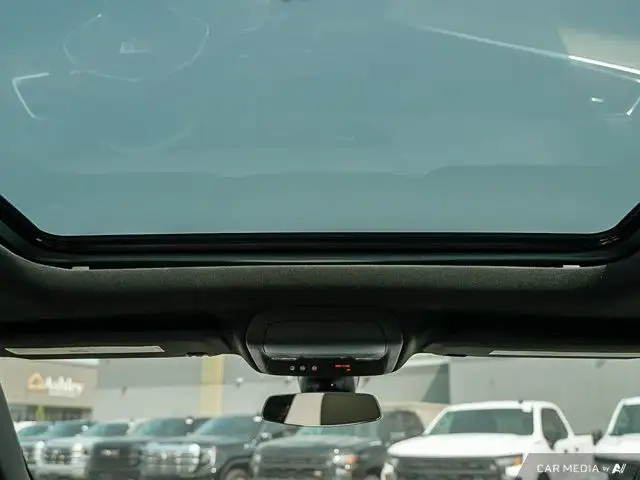 2017 Cadillac XT5 Luxury FWD | Sunroof | Navigation | Memory in Cars & Trucks in Windsor Region - Image 30
