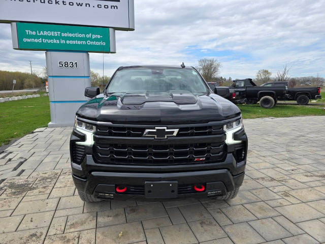 2023 Chevrolet Silverado 1500 in Cars & Trucks in Ottawa - Image 2