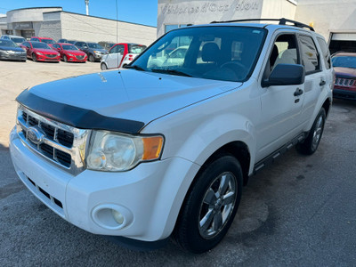 2009 Ford Escape XLT V6 AWD AUTOMATIQUE FULL AC MAGS