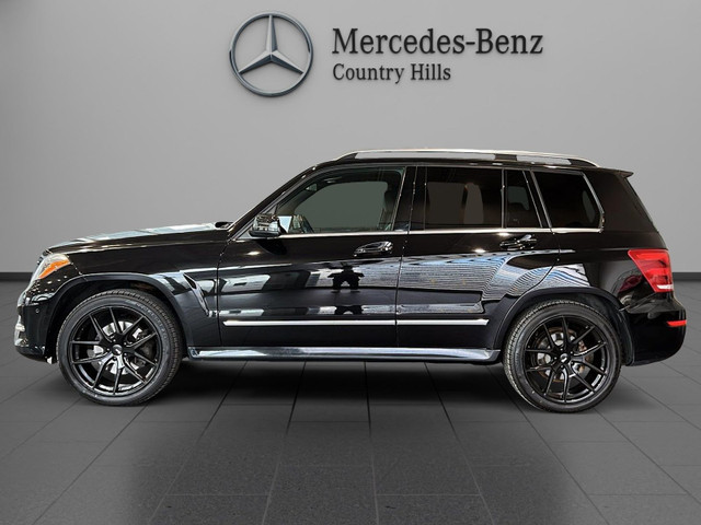 2013 Mercedes-Benz GLK350 4MATIC Outstanding value! in Cars & Trucks in Calgary - Image 2