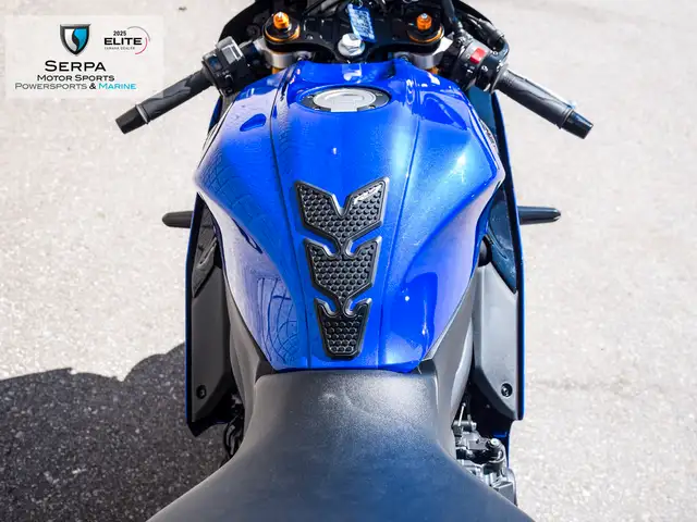 2025 Yamaha YZF-R7 LOTS OF ACCESSORIES!! in Sport Bikes in Markham / York Region - Image 12