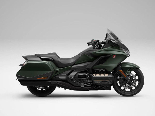  2024 Honda GL1800 Goldwing in Touring in Laval / North Shore - Image 2