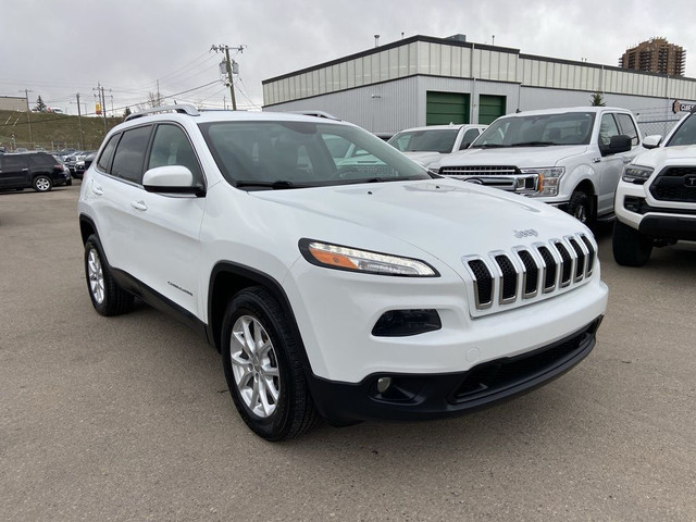  2015 Jeep Cherokee 4WD 4dr North in Cars & Trucks in Calgary - Image 3