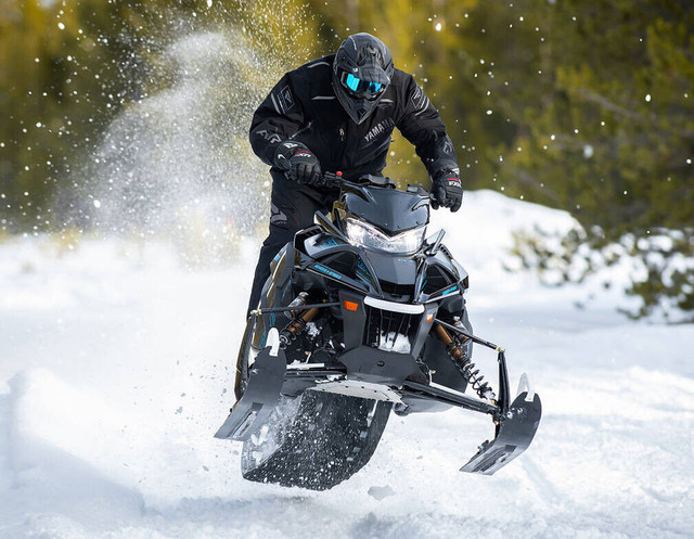 2025 Yamaha Sidewinder L-TX LE EPS - Extra $500 Rebate in Snowmobiles in Ottawa - Image 3