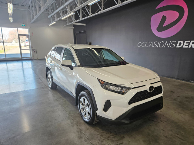 2022 Toyota RAV4 LE BLANC AWD SIÈGES CHAUFFANTS CAMÉRA DE RECUL in Cars & Trucks in Saint-Jean-sur-Richelieu - Image 2