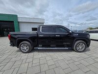 2022 GMC Sierra 1500 4WD Crew Denali with the 5.3L V8 and 61,000kms. Equipped with the Technology Pa... (image 3)
