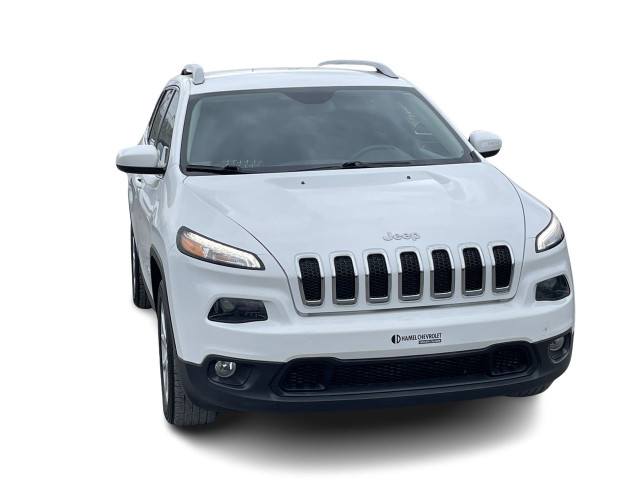 2017 Jeep Cherokee North + SIEGES ET VOLANT CHAUFFANT + DEMARREU in Cars & Trucks in City of Montréal - Image 2