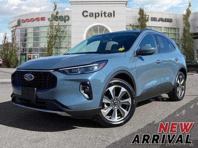2023 Ford Escape Platinum | Accident Free Carfax in Cars & Trucks in Edmonton