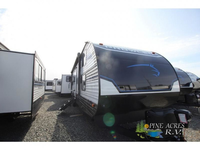 2023 Heartland Prowler 323BR in Travel Trailers & Campers in Truro - Image 2