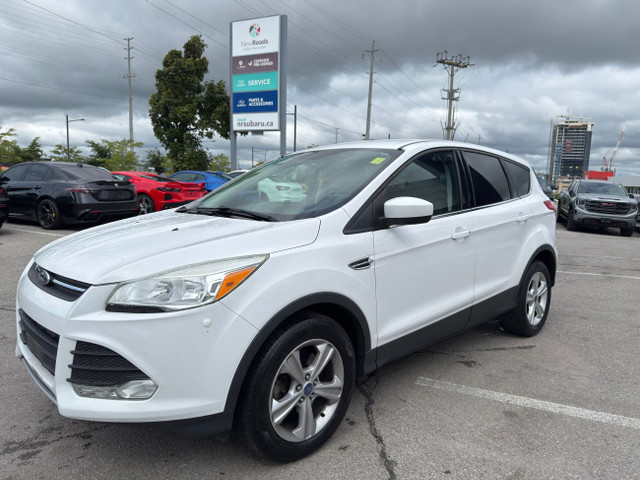 2016 Ford Escape SE SE 4x4 in Cars & Trucks in Markham / York Region - Image 4