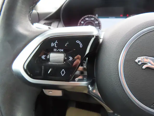 2021 Jaguar E-PACE SE P250 AWD - Navigation - 1 OWNER CAR !!! in Cars & Trucks in Oakville / Halton Region - Image 39