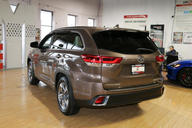 2019 Toyota Highlander LIMITED AWD - LEATHER|PANO|NAVI|BLINDSPOT in Cars & Trucks in City of Toronto - Image 4