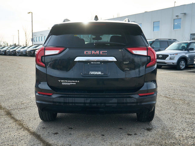2023 GMC Terrain SLE | Awd | Sunroof | Adaptive Cruise in Cars & Trucks in Edmonton - Image 4