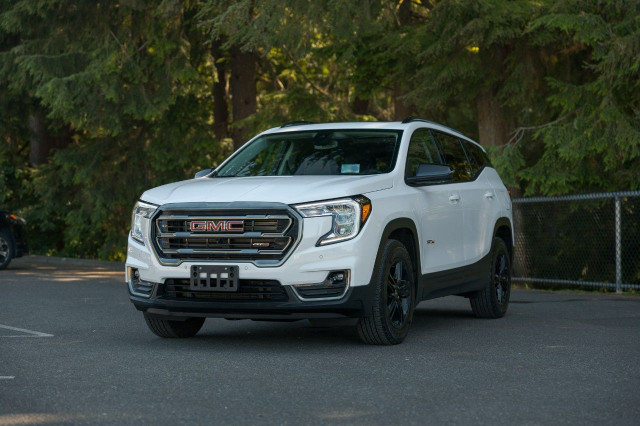2022 GMC Terrain in Cars & Trucks in Delta/Surrey/Langley - Image 4