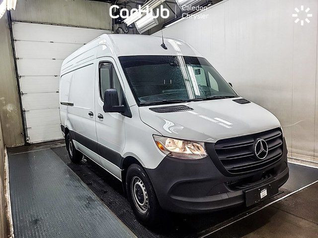 2024 Mercedes-Benz Sprinter Cargo Van 2500 Standard Roof I4 in Cars & Trucks in Mississauga / Peel Region - Image 4