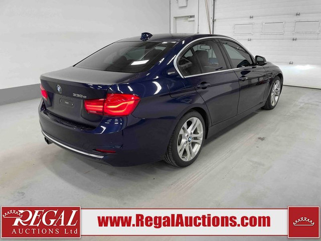 2016 BMW 3-SERIES 330E in Cars & Trucks in Calgary - Image 4