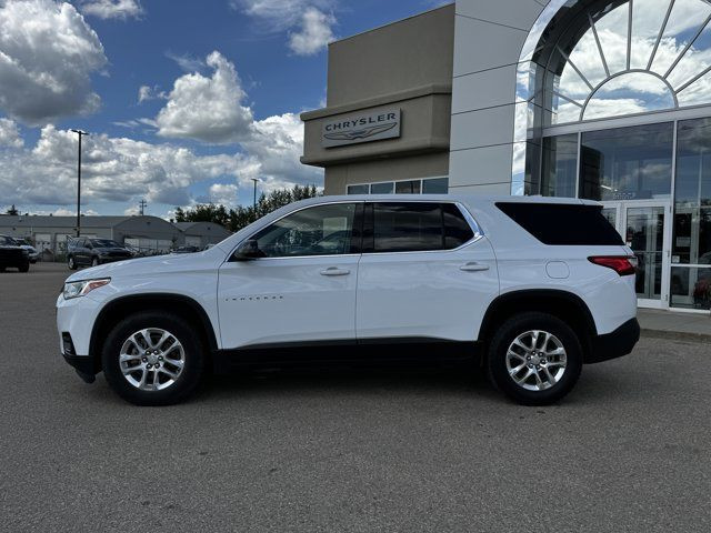 2021 Chevrolet Traverse LS AWD SUV | V6 | Low KMs | Premium in Cars & Trucks in Edmonton - Image 3