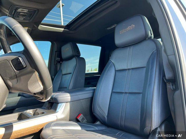 2024 Chevrolet Silverado 3500HD High Country 4WD Crew Cab in Cars & Trucks in Strathcona County - Image 3