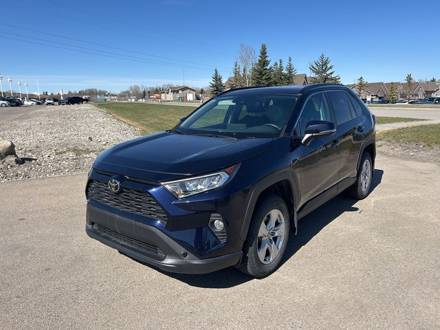2021 Toyota RAV4 XLE in Cars & Trucks in Calgary - Image 4