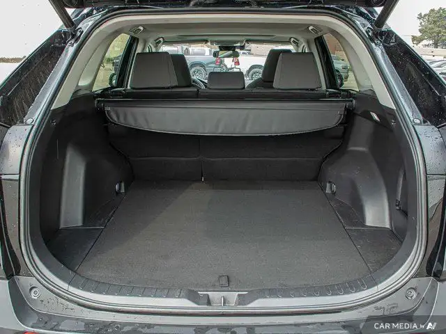 2022 Toyota RAV4 XLE AWD Sunroof Nav Capable Heated Leather in Cars & Trucks in St. Albert - Image 12