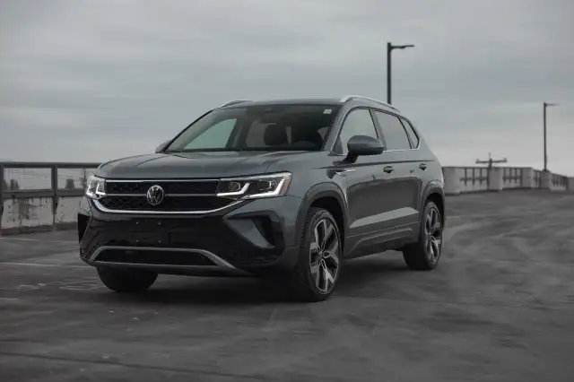 2023 Volkswagen Taos in Cars & Trucks in Delta/Surrey/Langley - Image 5