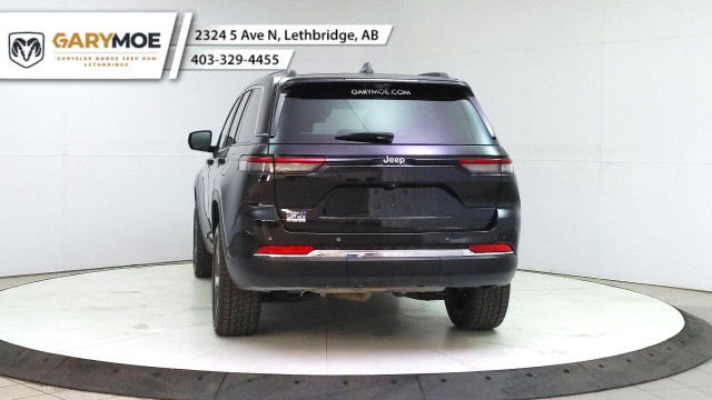 2022 Jeep Grand Cherokee 4xe in Cars & Trucks in Lethbridge - Image 4