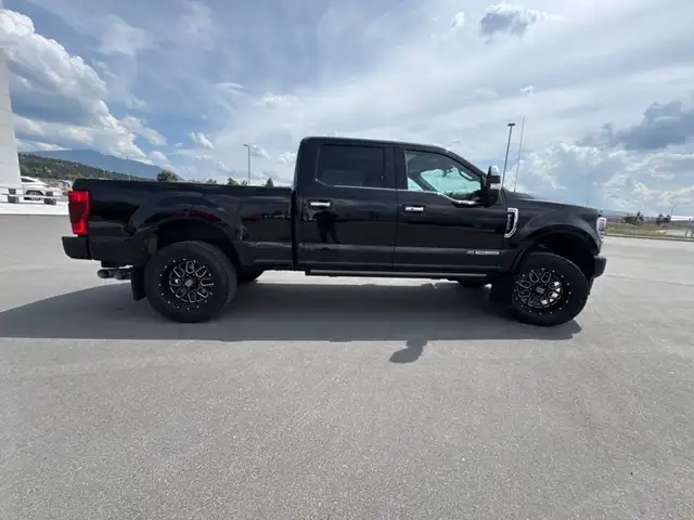2021 Ford F-350 Super Duty Platinum PLATINUM (DIESEL - POWER RUN in Cars & Trucks in Cranbrook - Image 7