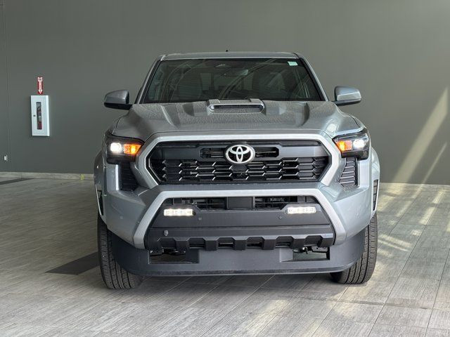 2025 Toyota Tacoma TRD Sport+ | 6ft Bed | Wireless Charging in Cars & Trucks in Edmonton - Image 4