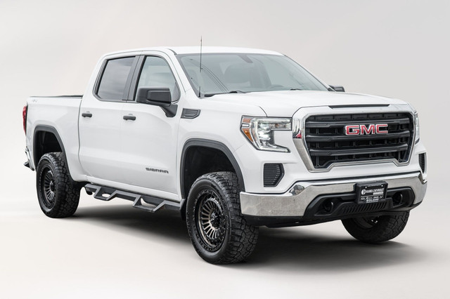 2020 GMC Sierra 1500 Awd 4X4 / Crew Cab / 4.3L V6 / Lift Kit / M in Cars & Trucks in City of Montréal - Image 4