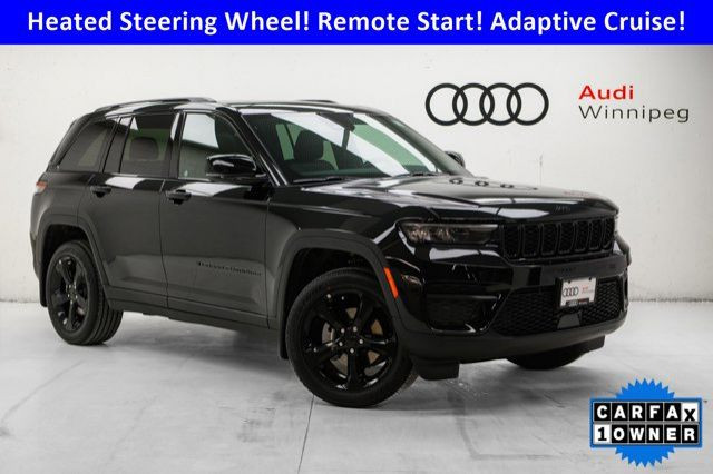 2025 Jeep Grand Cherokee Altitude | Sunroof | Leather | Tow in Cars & Trucks in Winnipeg