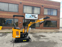 Brand new excavator 1.3T Kubota diesel engine/swing boom/thumb