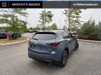 Low Mileage, Power Liftgate, Synthetic Leather Seats, Heated Seats, Apple CarPlay, Android Auto! Com... (image 5)