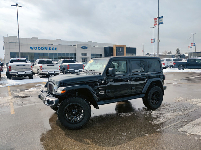 2019 Jeep Wrangler Unlimited Sahara *PRICE REDUCED* 3.6L, FRE... in Cars & Trucks in Calgary - Image 2