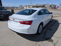 Come finance with us. Apply at stonebridgeauto.com 2024 Chevrolet Malibu LT with 24000km. 1.5L 4 cyl... (image 3)