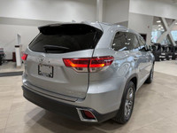 Are you ready for a vehicle that combines comfort, versatility, and advanced tech? Meet the 2019 Toy... (image 8)